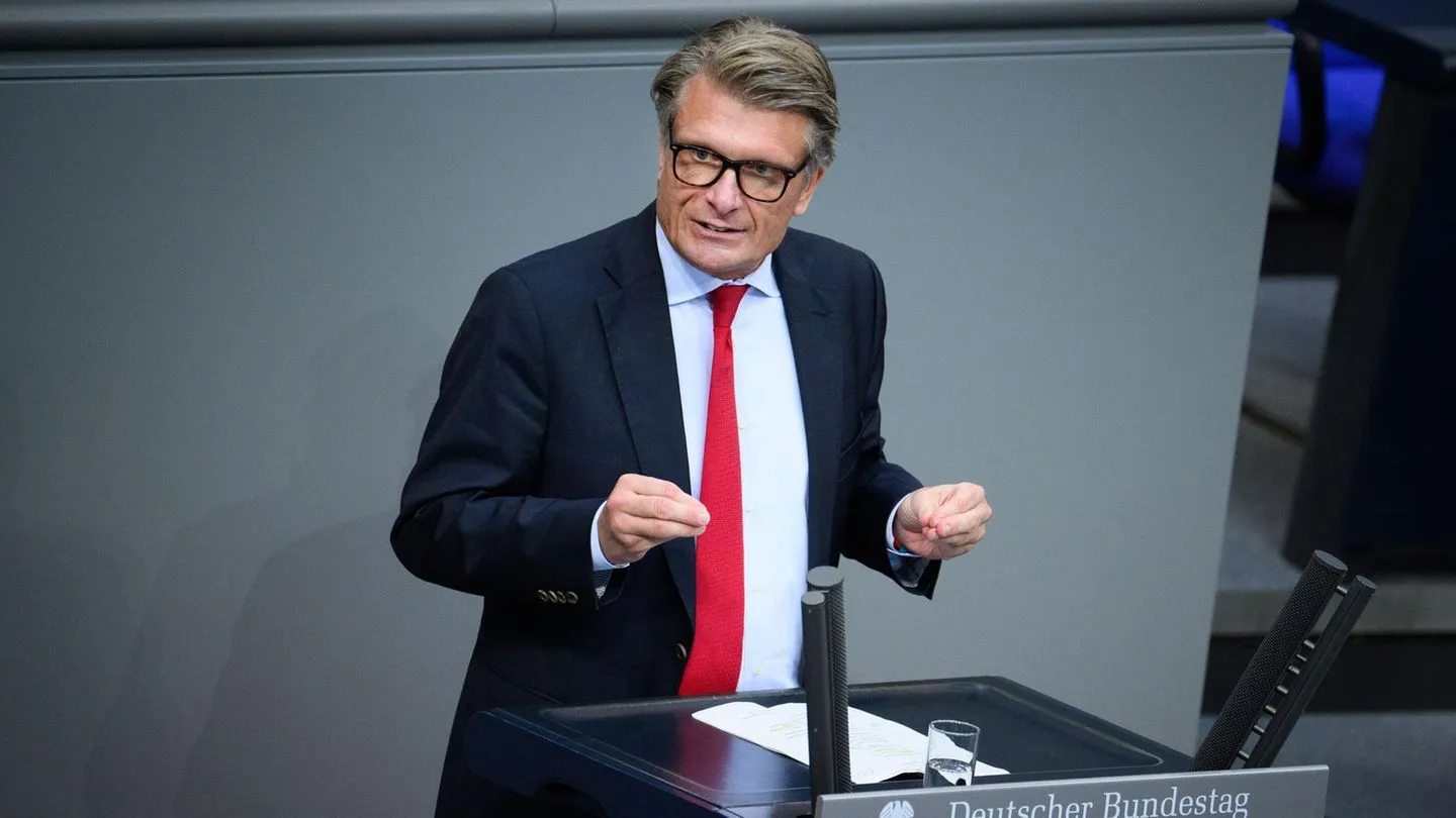 CDU-Mann Bareiß zieht sich zurück und bittet um Entschuldigung — unter Druck der Ermittlungen