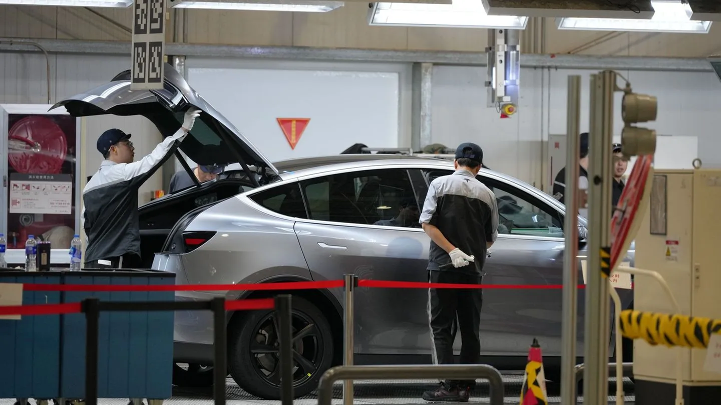 Fusion mit SpaceX?: Musk weist Gerüchte über Trennung von Teslas China-Geschäft energisch zurück
