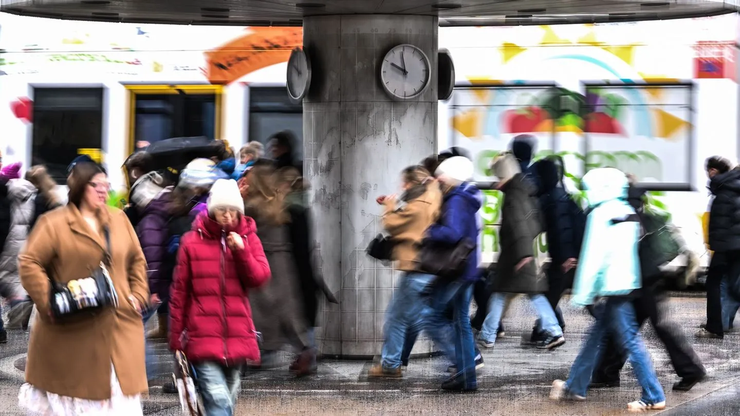 Sozialbudget: Staatliche Sozialausgaben klettern auf ein Drittel der Wirtschaftsleistung