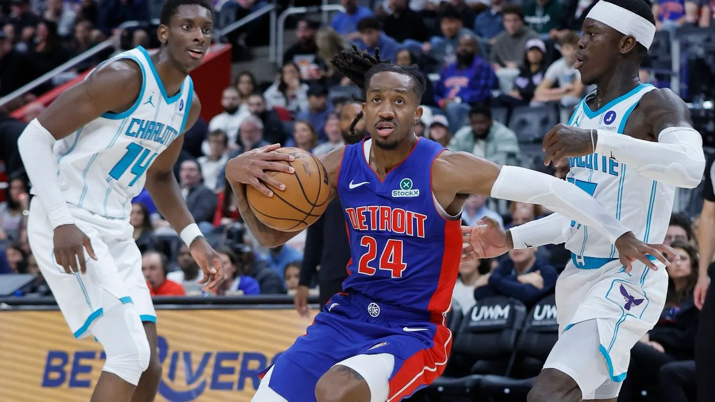 Basketball: Schröder verliert mit Hornets in Detroit gegen sein Ex-Team