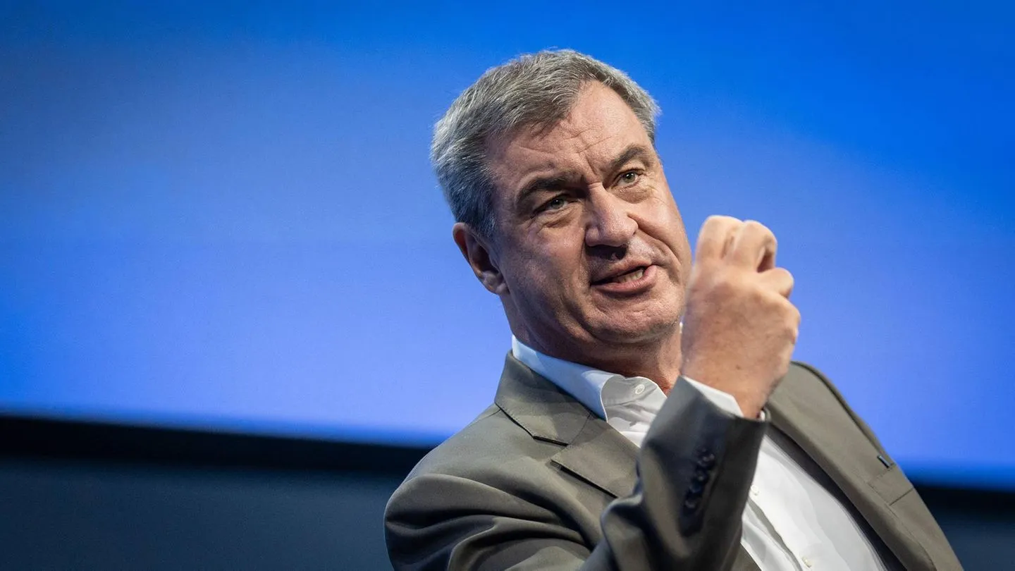 CSU-Parteitag: Markus Söder hält dagegen — Bayerns Kurs trotzt dem Merz-Abstieg