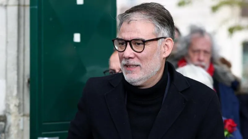 Meinung: Olivier Faure kündigt Präsidentschaftskandidatur 2027 an — ein Aufruf für Gerechtigkeit und stabile Partnerschaften