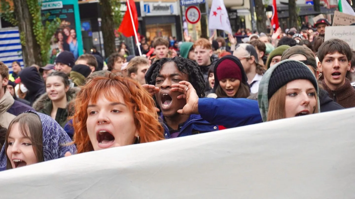 Gen‑Z‑Protest: „Gegen Friedrich, aber friedlich“ — junge Leute fordern klare Antworten