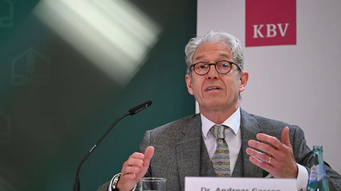 Gesundheitsreform: Ärzte prognostizieren längere Wartezeiten für Termine