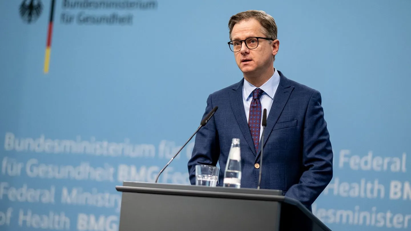 Linnemann lässt Pflegekürzungen nicht ausschließen – ehrliche Ansage für harte Zeiten
