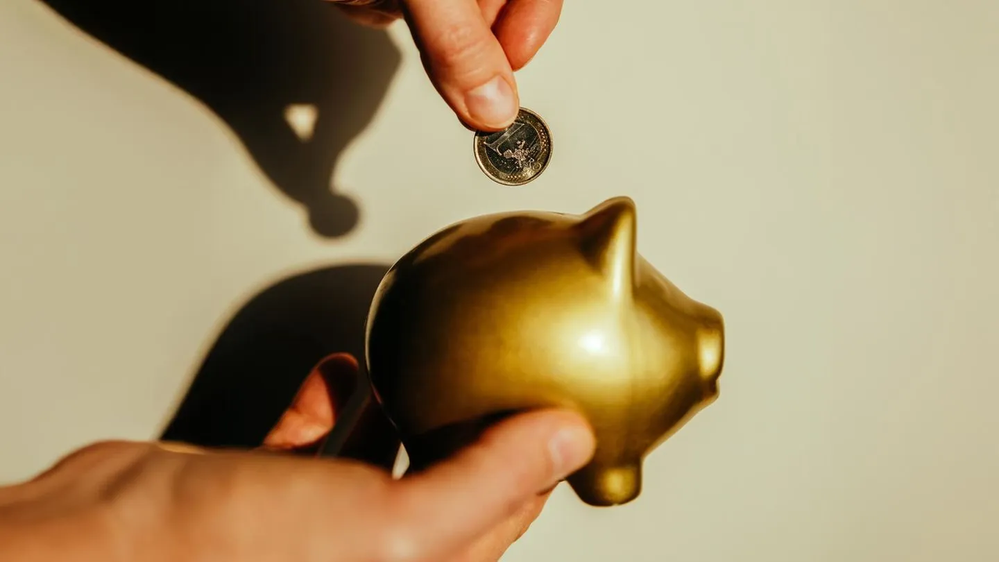 Ruhestand: 4100 Euro Gehalt — So viel Rente kommt laut Formel am Ende heraus