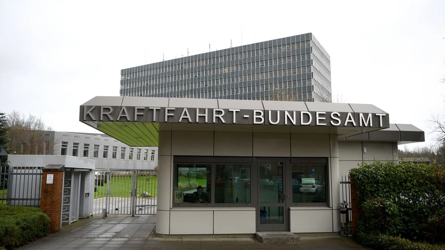 KBA-Infos: Skoda ruft weltweit rund 1,7 Millionen Fahrzeuge zurück — Sicherheitsmängel bei Lenkung