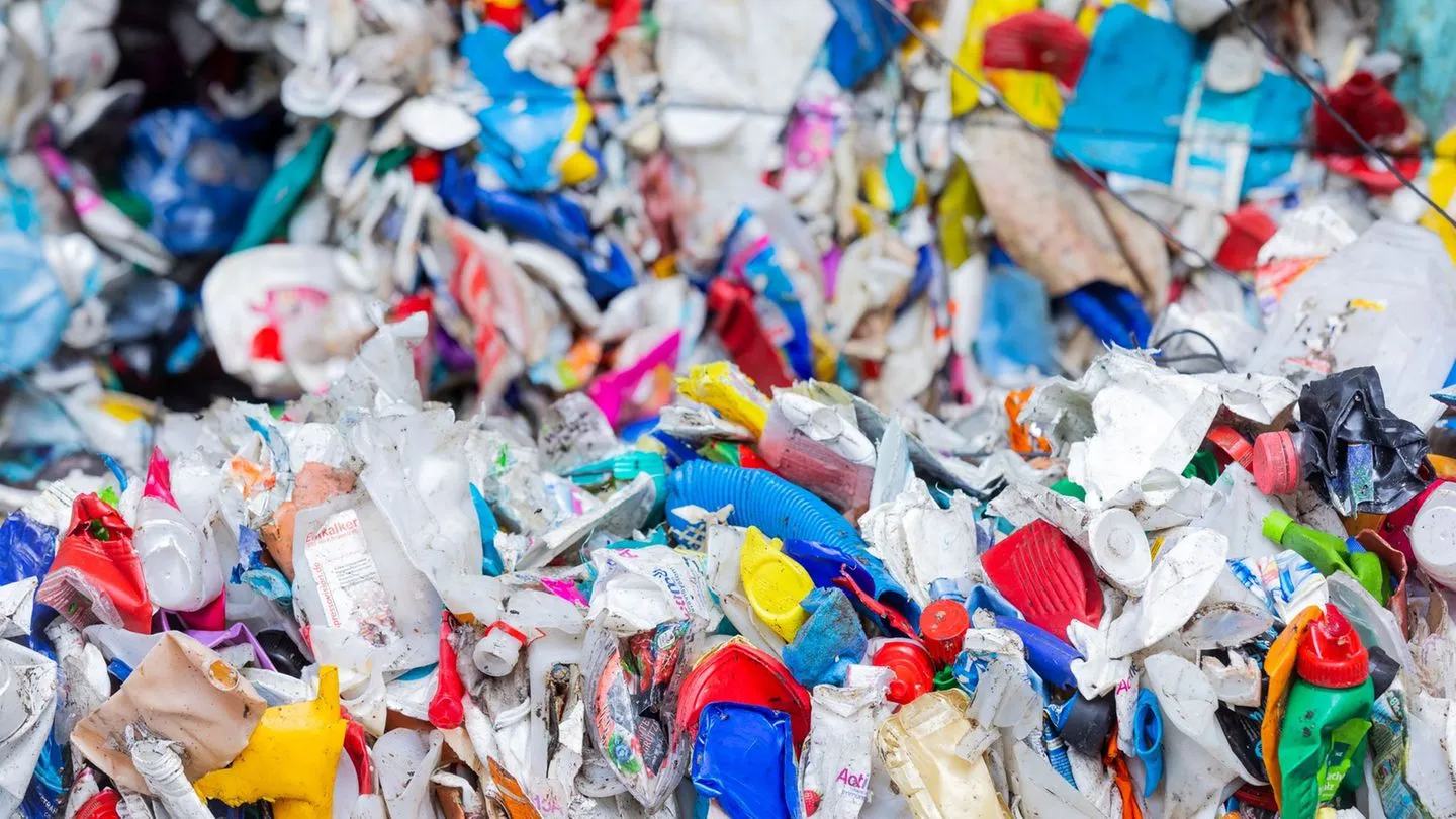 Gesetzentwurf: Koalition plant neue Steuer auf Plastikverpackungen