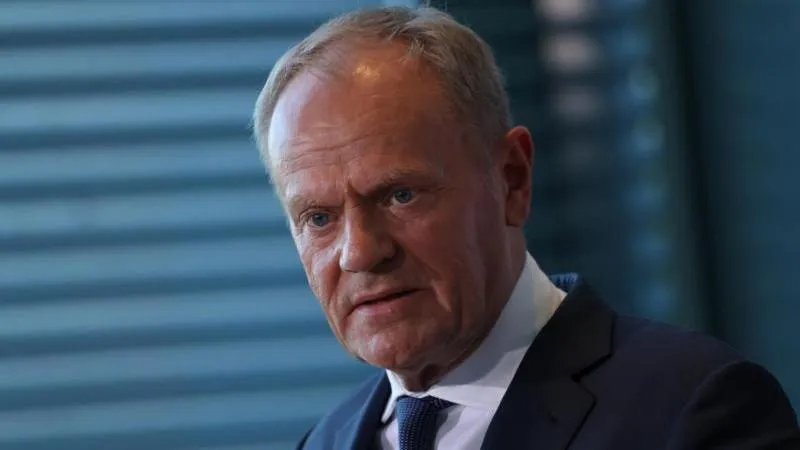 Tusk beschuldigt Kaczyński, Polen aus der EU führen zu wollen