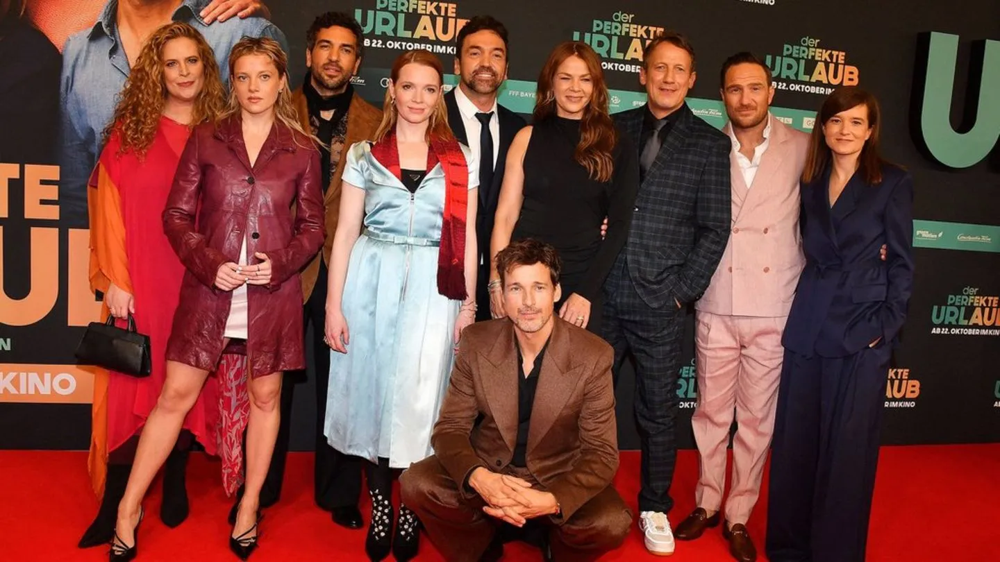 „Der perfekte Urlaub“: Stars feiern glanzvolle Weltpremiere in München