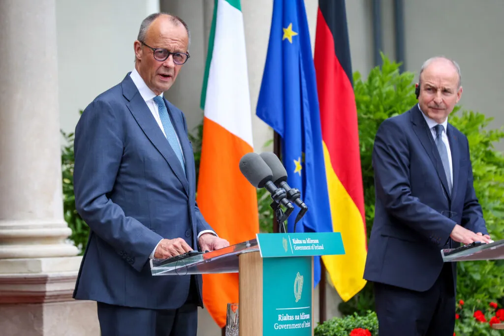 Irlands Budgetkürzungen schwächen die EU — Kommission alarmiert, aber manche sehen vernünftige Prioritätensetzung