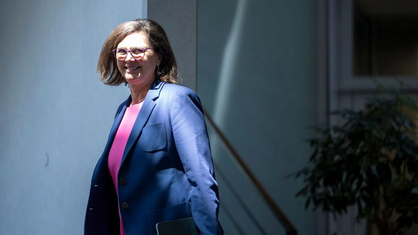 Nachfolge im Amt des Bundespräsidenten: SPD drängt auf eine Frau — für Stabilität und neue Partnerschaften