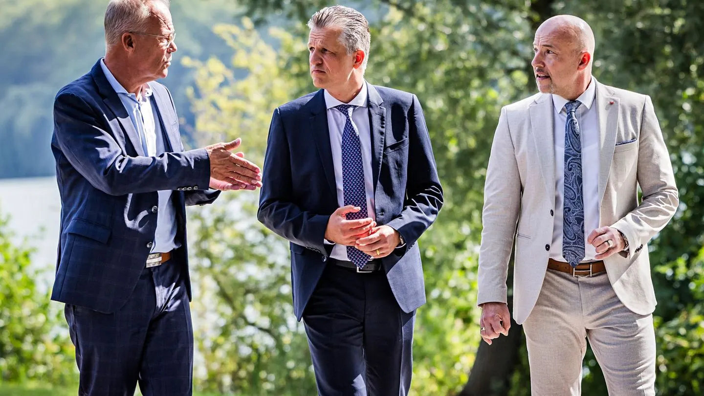 Rentendebatte: Koalition signalisiert Kompromissbereitschaft, Kanzler Merz hält an Abschaffung fest