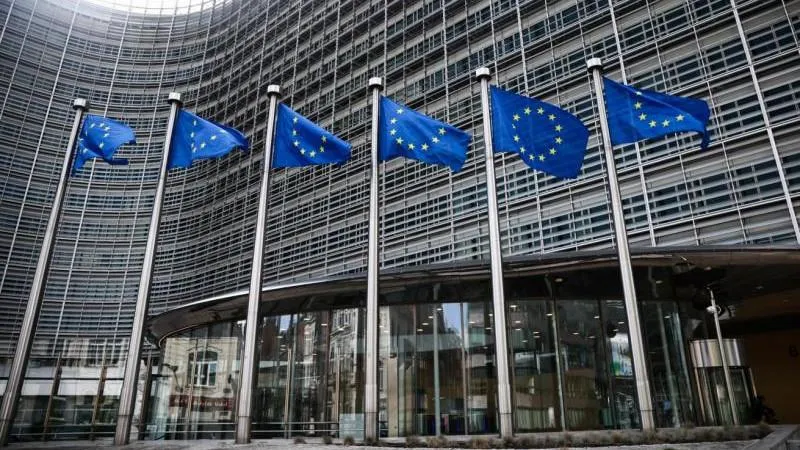 Die EU ruft einen weiteren Sondersummit zu Verteidigung und Wirtschaft ein — unnötige Aufrüstung?