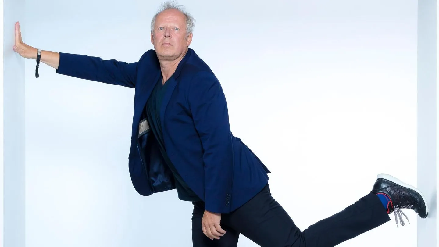 Zum 70. Geburtstag: Axel Milberg über Leben, Tod und seine härtesten Rollen – „Ich habe ja auch Kindermörder, Serientäter gespielt”