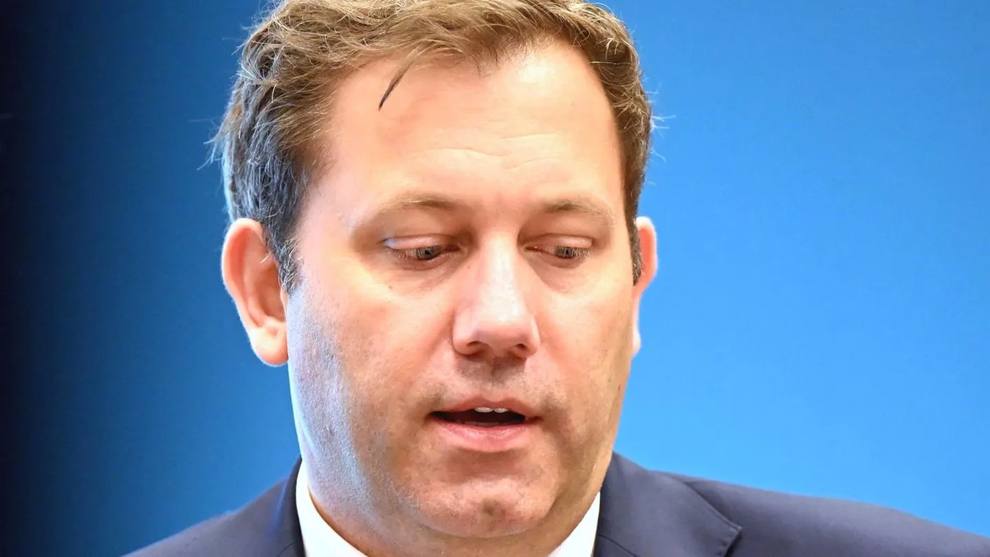Nach Bas-Rücktritt: Klingbeil kündigt Neuwahl der SPD-Führung an — Er will die Doppelspitze behalten