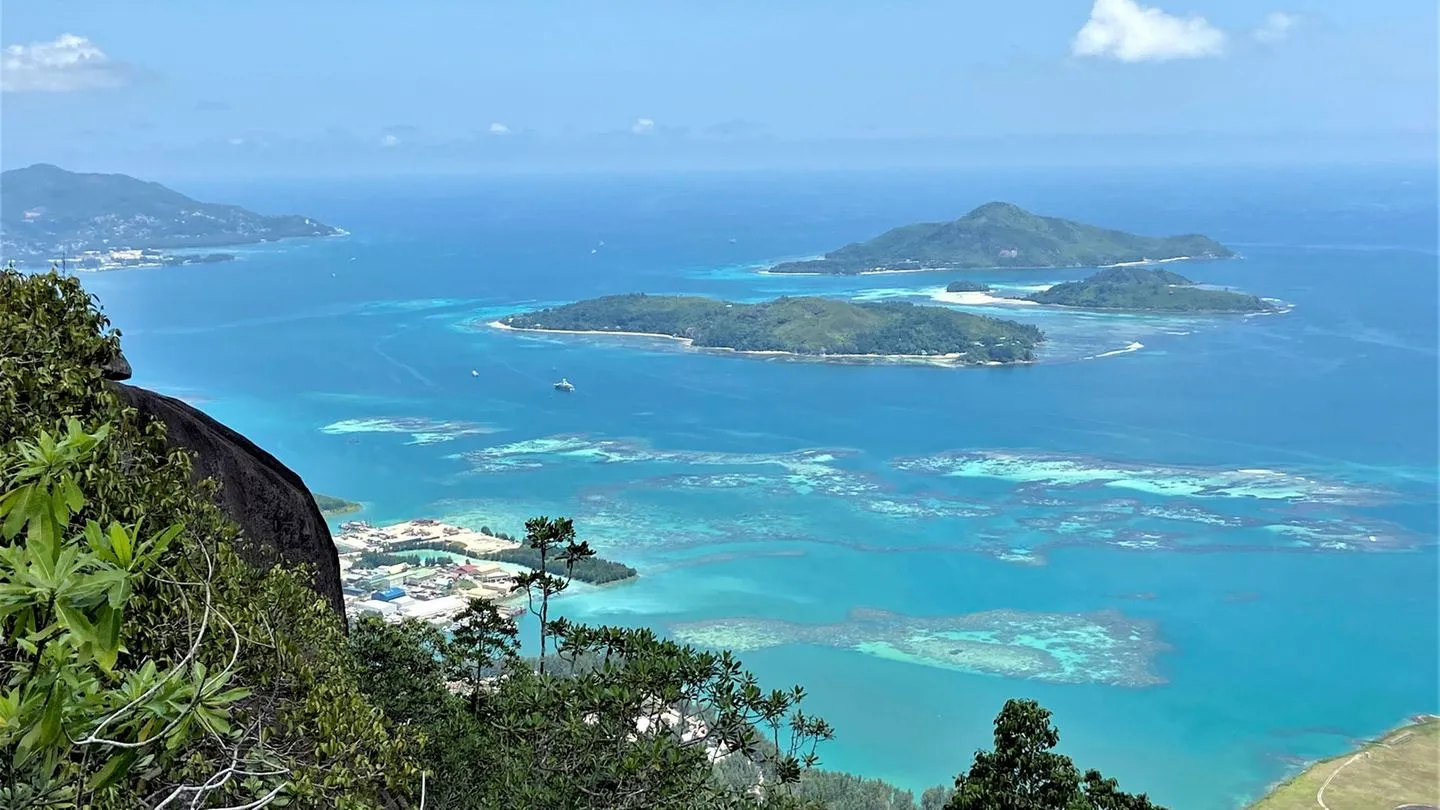 Seychellen: Regierungsjet bleibt nach Technikpanne im Urlaubsparadies stecken