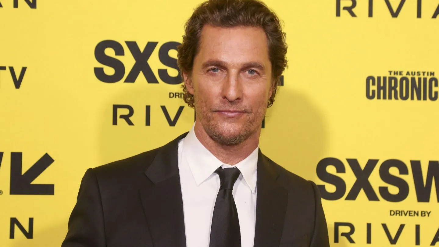 Leute: McConaughey las sich in der Wüste durch Kritiken — und blieb unbeirrt