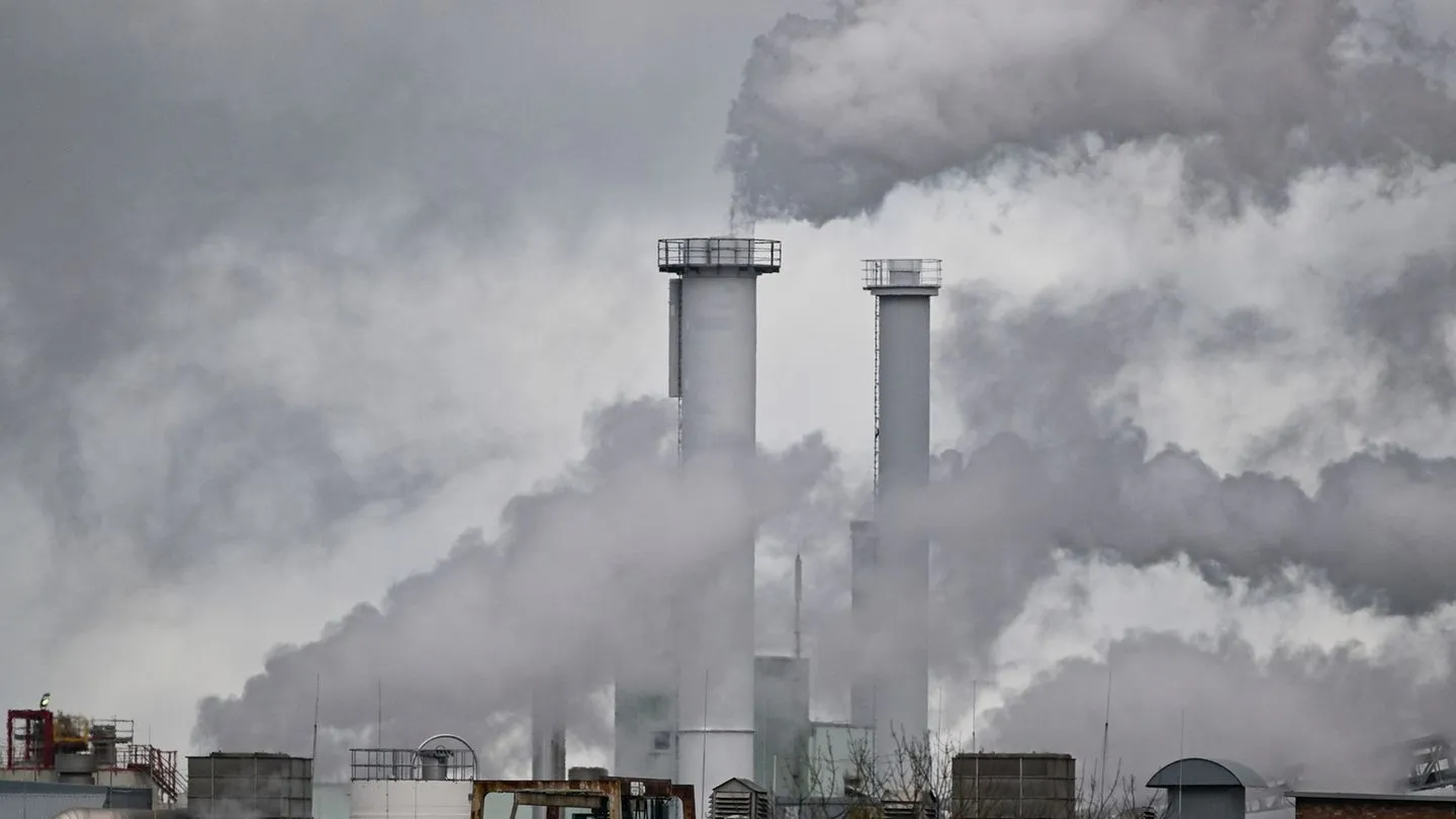 Energie: CO2-Handel — EU will Preissprünge für Industrie dämpfen
